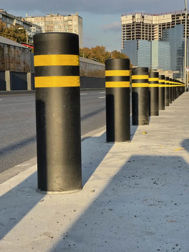 How Traffic Barriers Help Control Vehicle Flow Image
